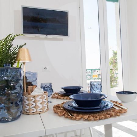 La Finestra Sul Mare Central Apartment Vista Mare 安齐奥 外观 照片